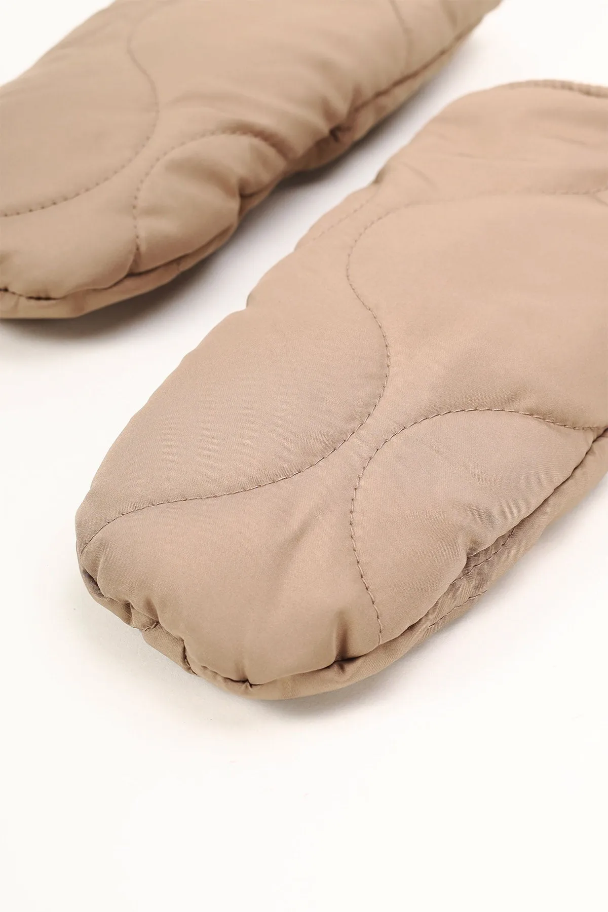 Beige Nylon Quilted Glove