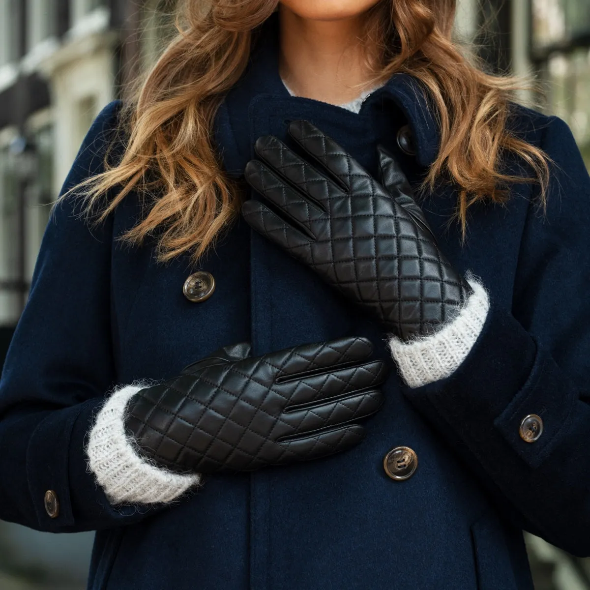 Kira (black) - sheepskin leather gloves with wool/cashmere lining & touchscreen feature