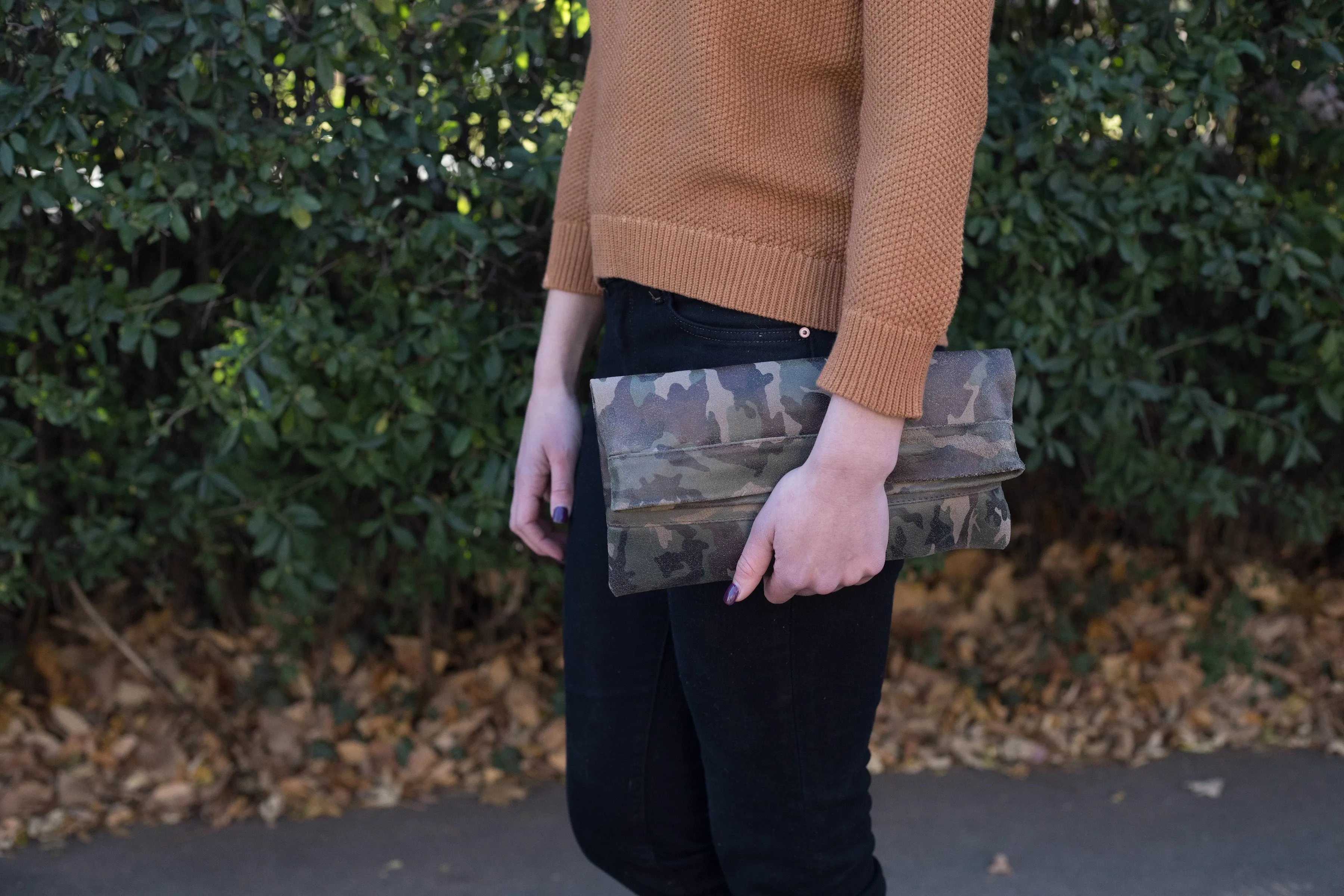 Mollie Cross-Body Convertible Clutch: New Camouflage