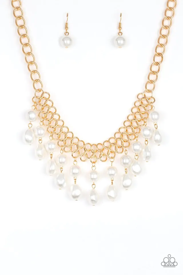 Paparazzi Necklace ~ 5th Avenue Fleek - Gold