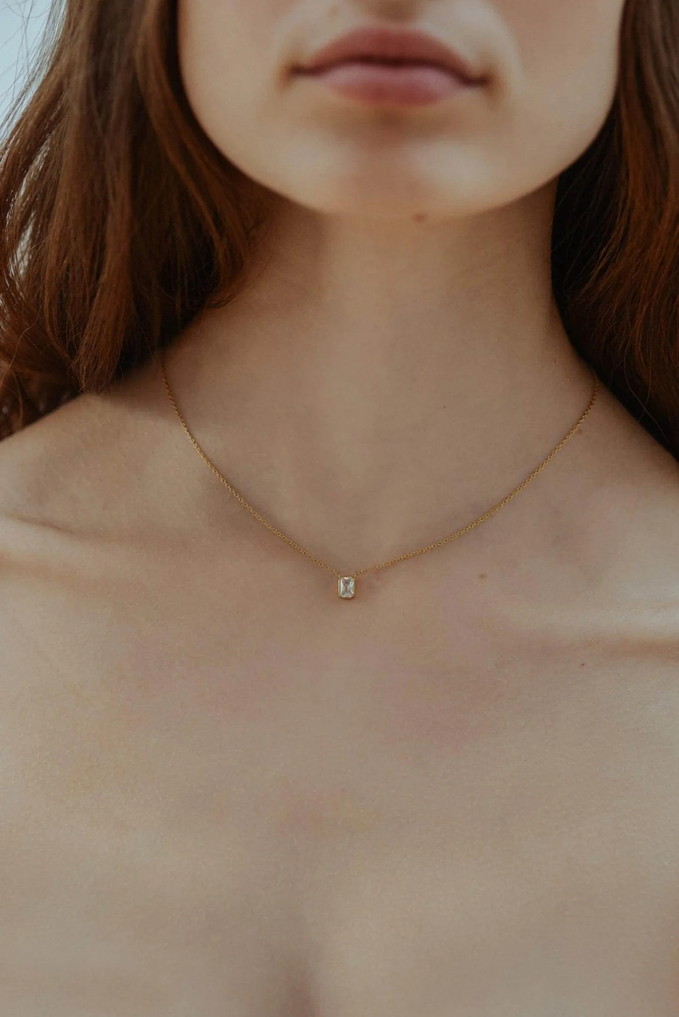 Thea solitaire necklace