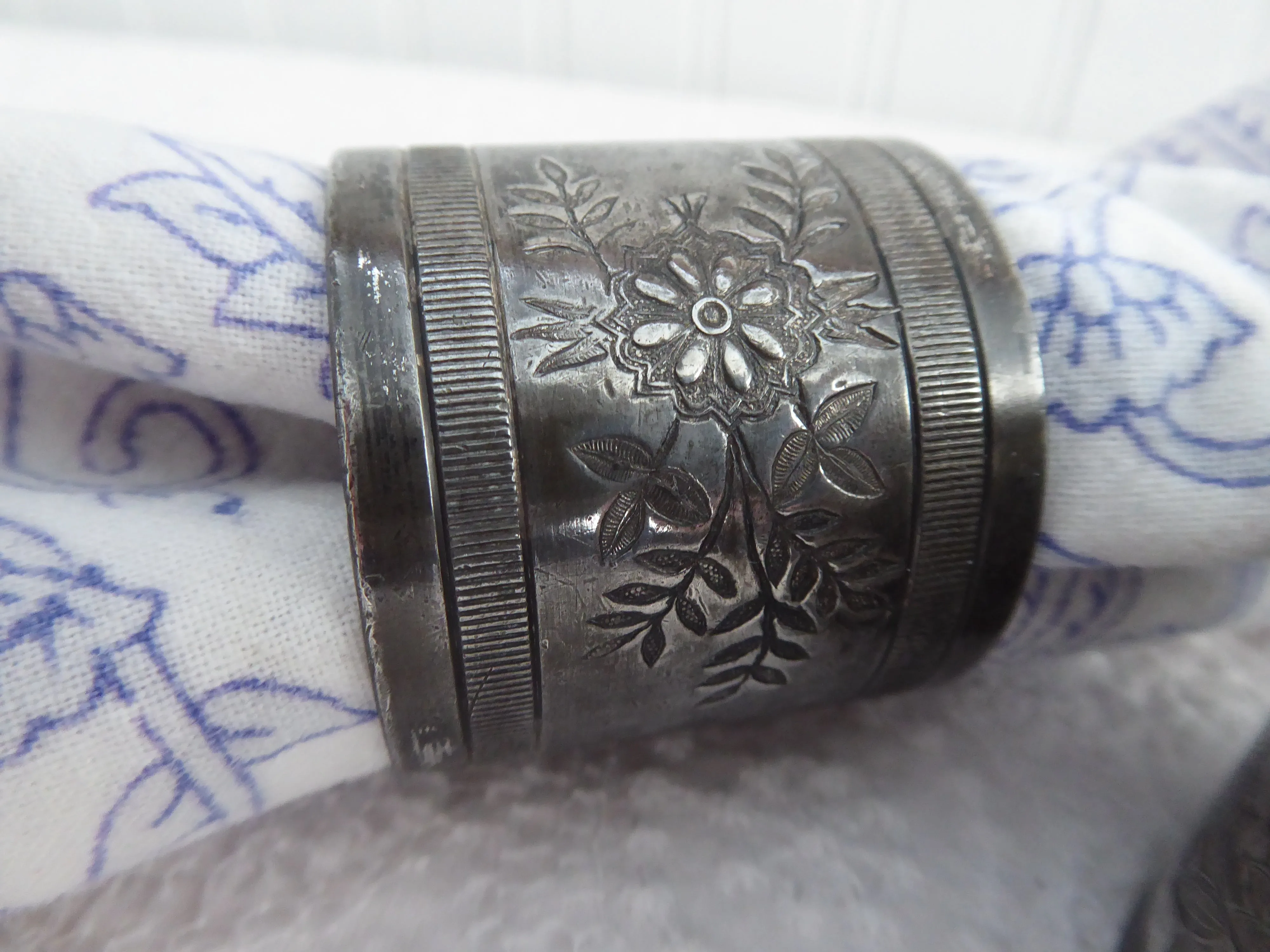 Victorian Napkin Rings Two Meridan Silver Plate Engaved Floral 1880-1890s