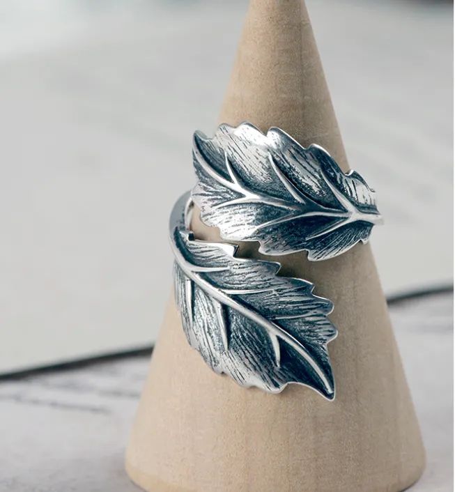 Vintage Sterling Silver Adjustable Leaf Ring 0033