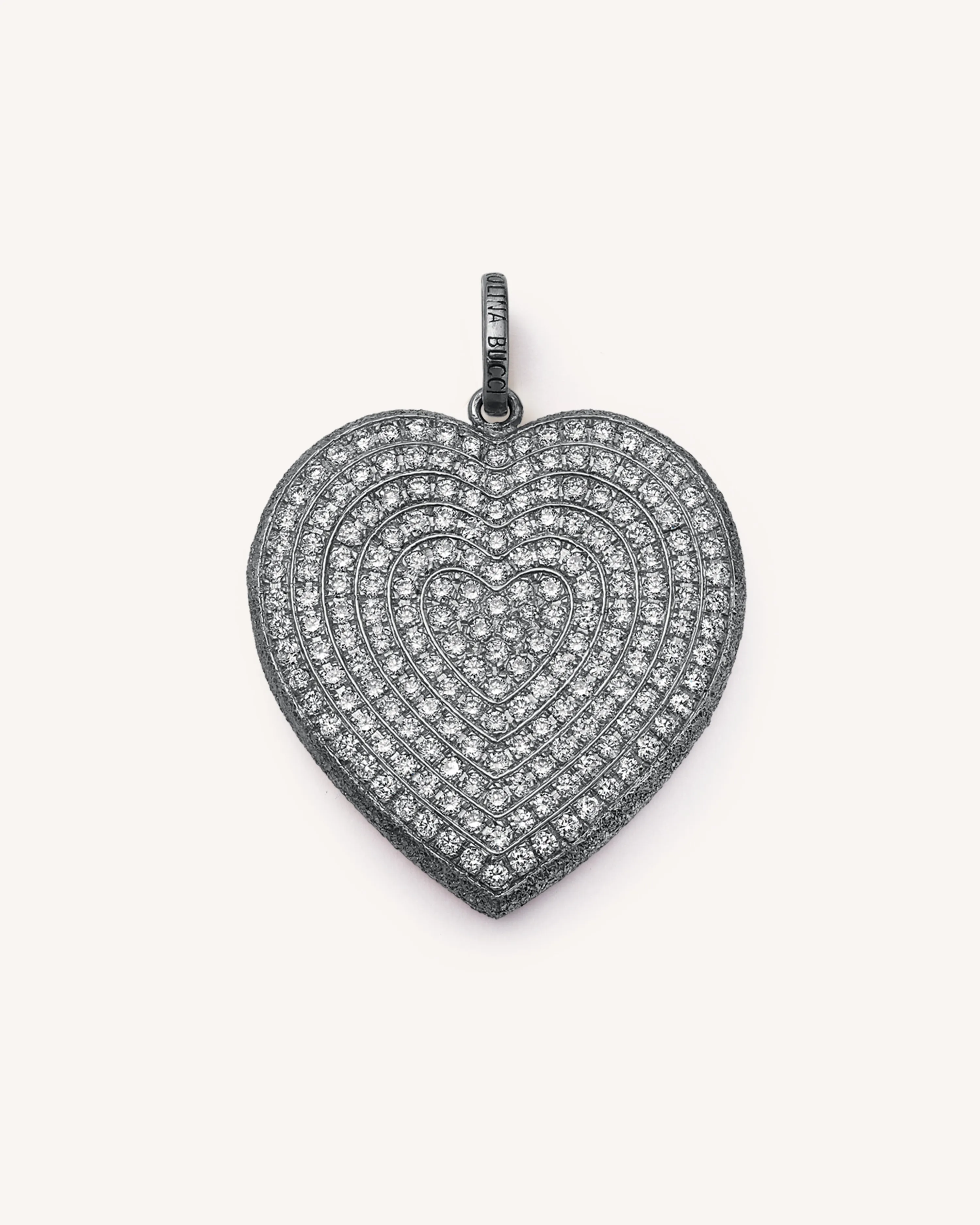 White Diamond Pavé Cuore Pendant